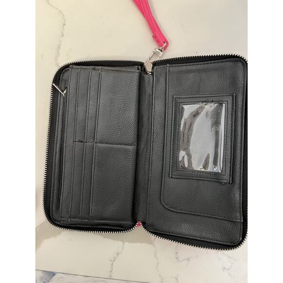 Betsey Johnson Hot Pink SKULLS Wallet Wrislet All Around Zipper - Picture 4 of 5